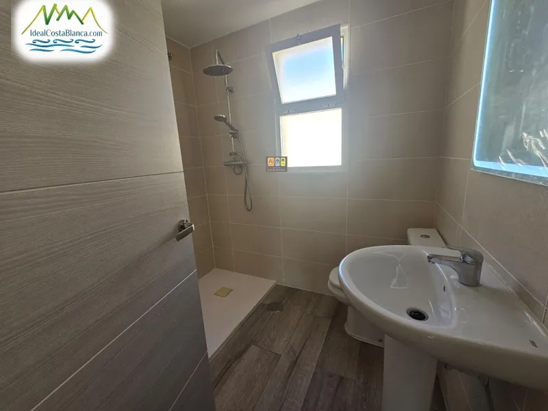 Adosado en La Nucía - 4