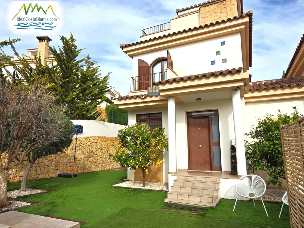 Adosado en Polop - Main