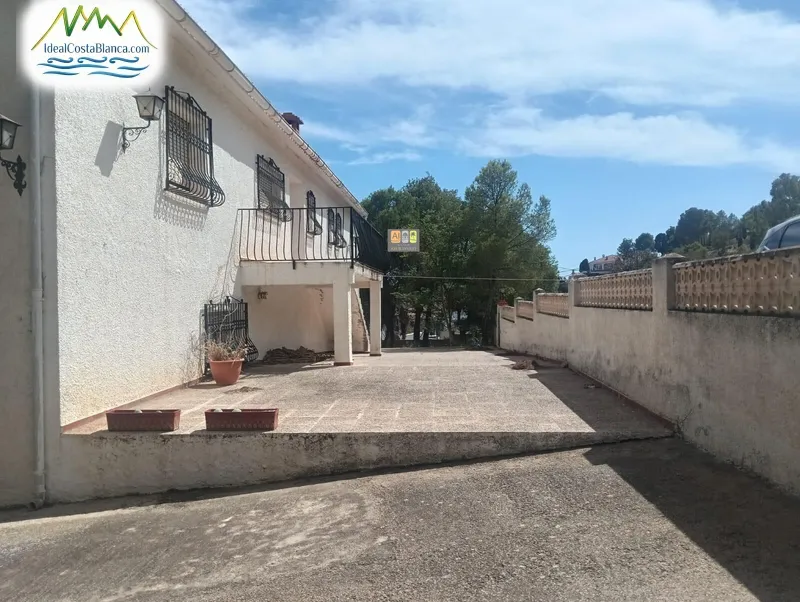 Chalet en La Nucía - 3