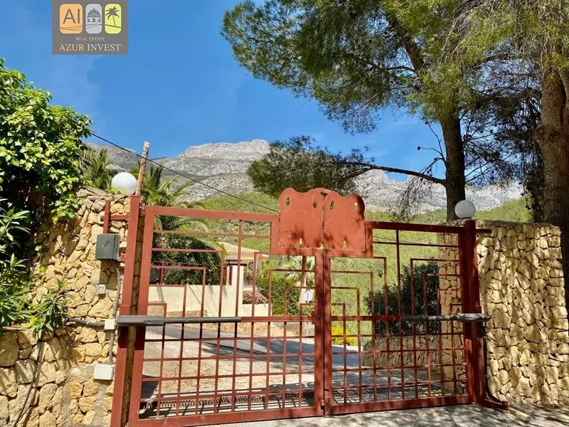 Chalet en Callosa d'en Sarrià - 2