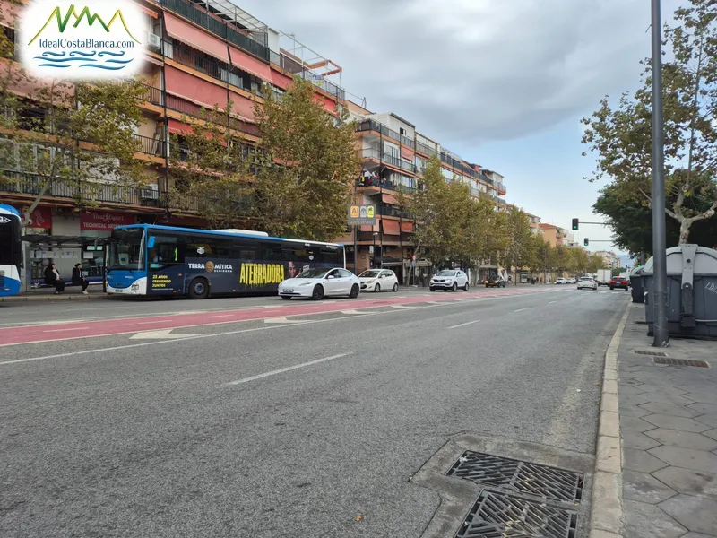 Local Comercial en Benidorm - 4