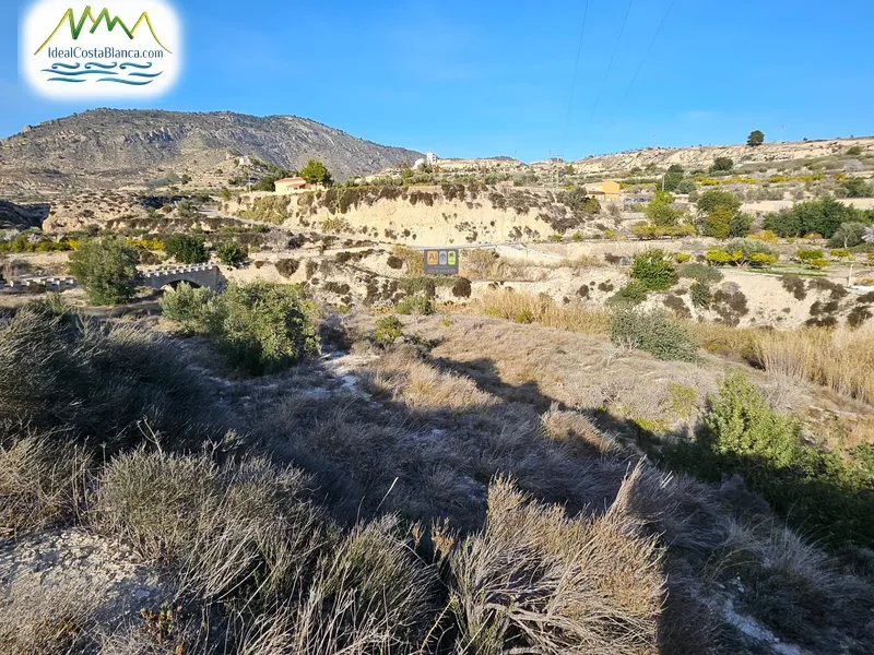 Parcela en Relleu - 2