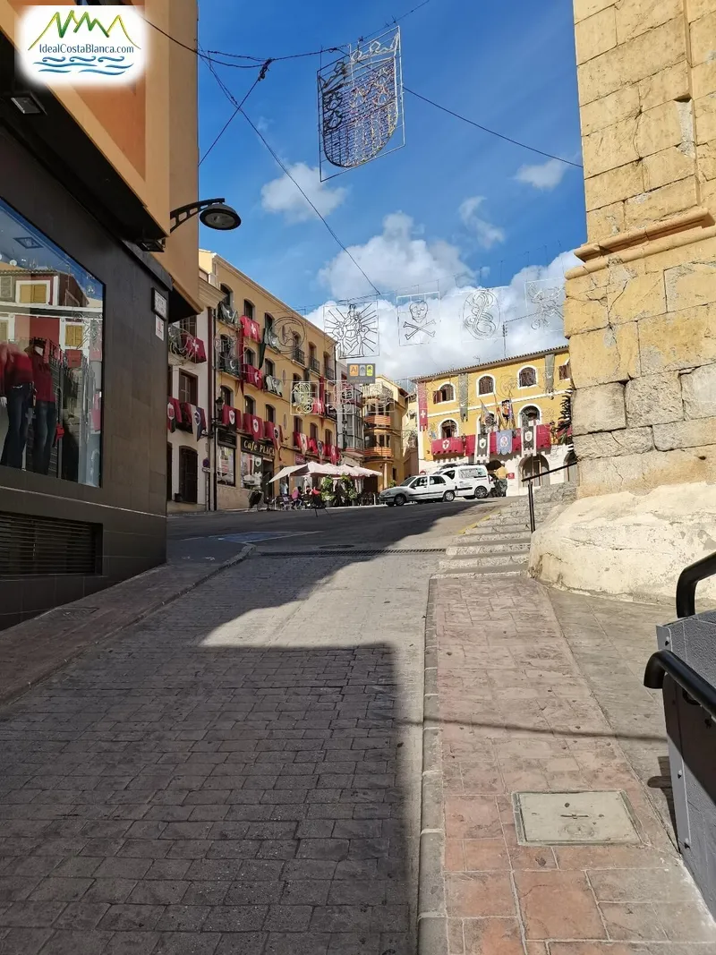 Adosado en Callosa d'en Sarrià - 1