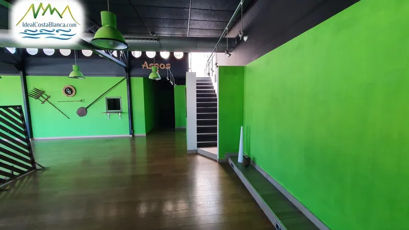 Local Comercial en La Nucía - 2