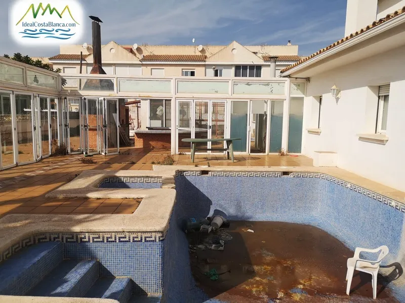 Chalet en La Nucía - 3