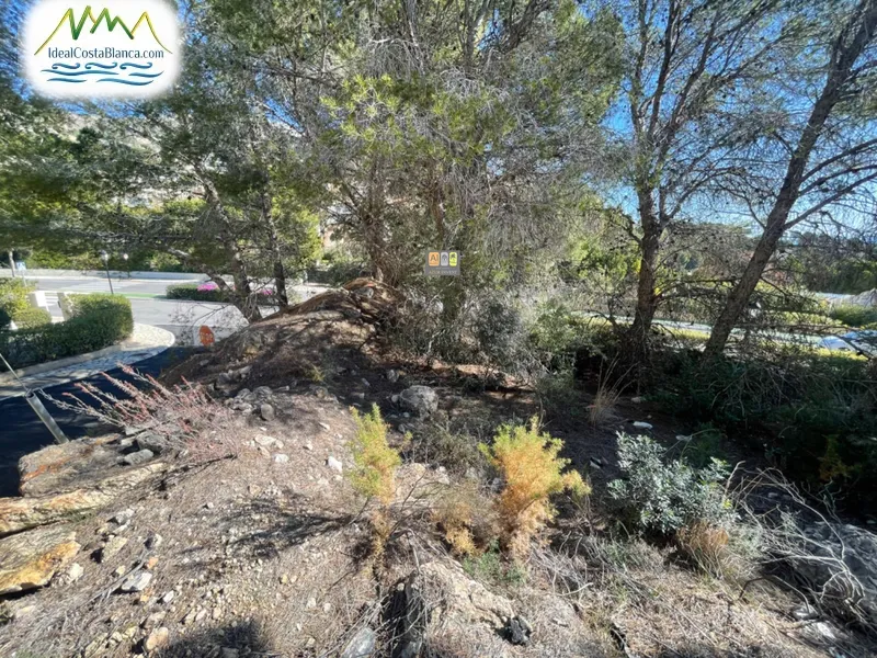 Parcela en Altea - 6