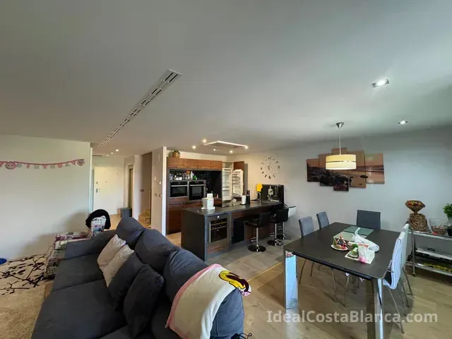 Chalet Adosado de Lujo en Venta – El Albir - 5