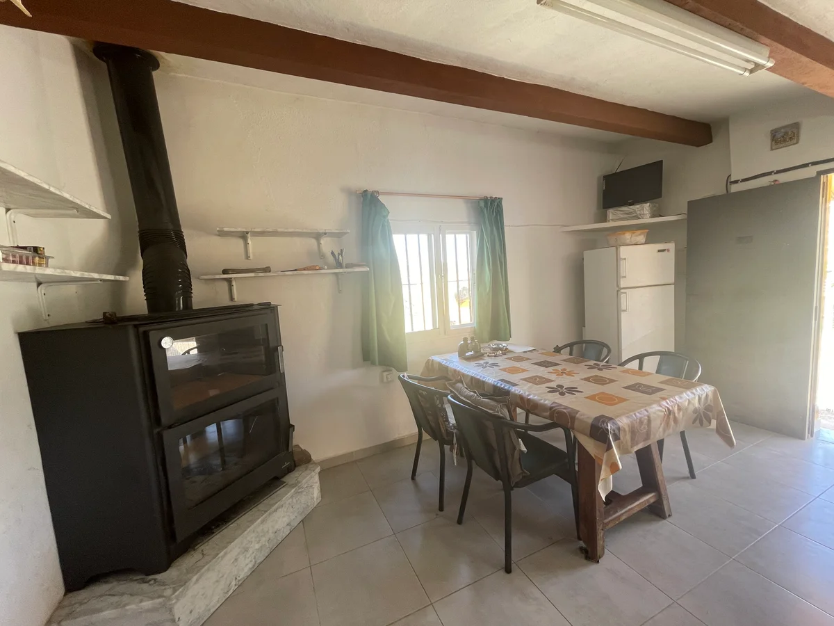 Finca con 3 edificaciones independientes – Confrides - 3