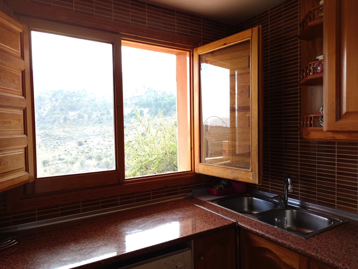 Chalet Con Piscina En Venta En Confrides - 22