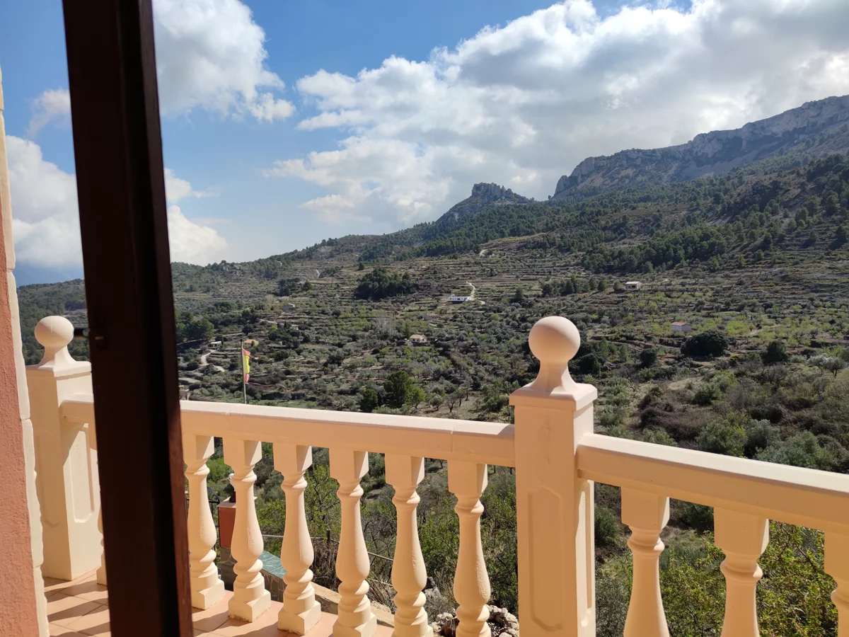 Chalet Con Piscina En Venta En Confrides - 56