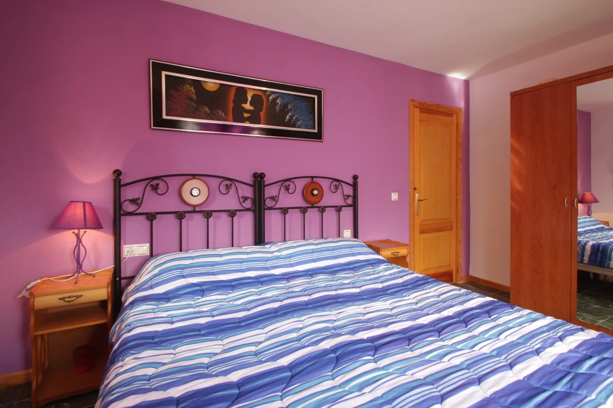 Chalet Con Piscina En Venta En Confrides - 24