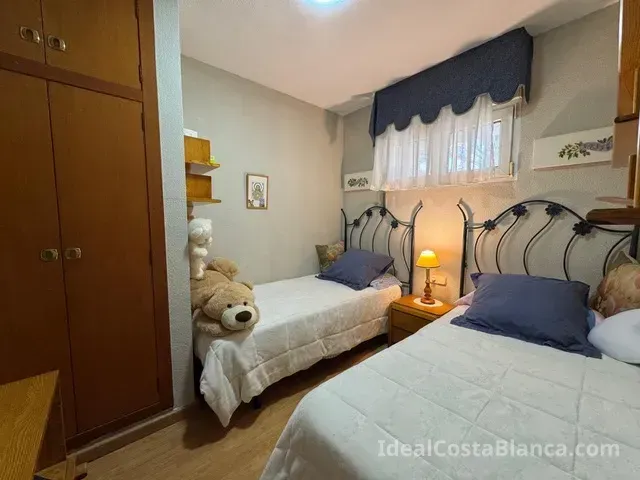 GRAN OPORTUNIDAD DE VIVIR FRENTE AL GOLF EN EL ALBIR - 18
