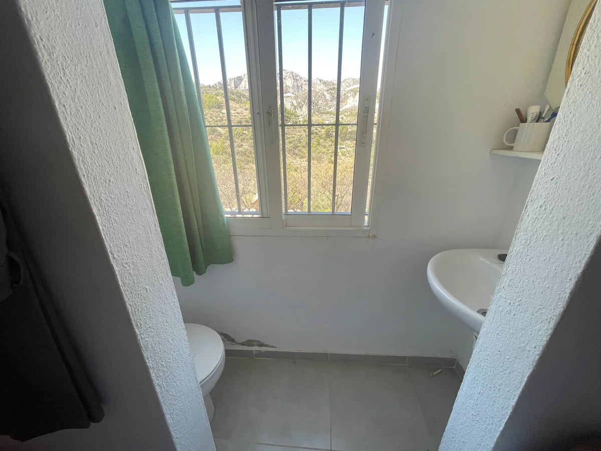 Finca con 3 edificaciones independientes – Confrides - 46