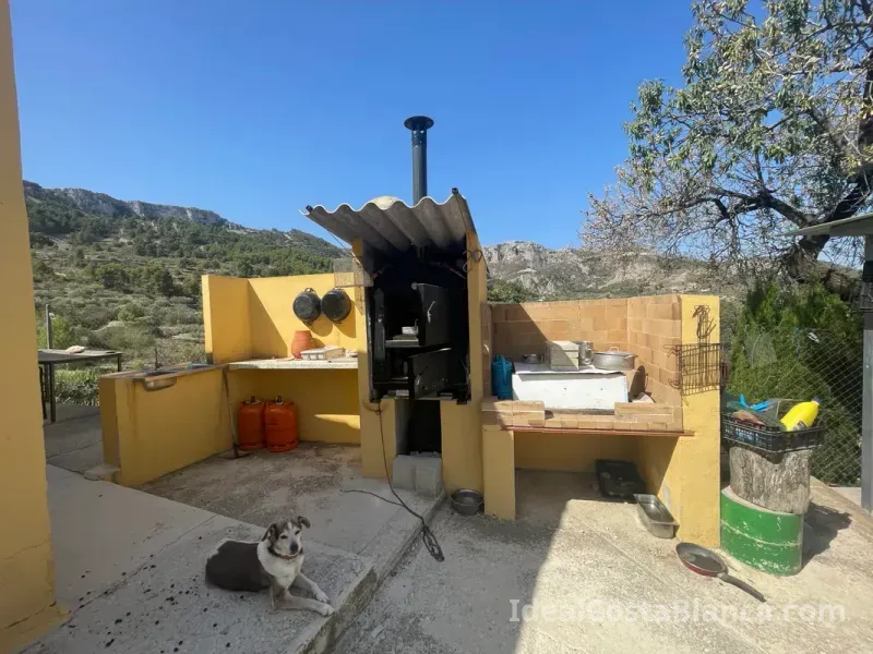 Finca con 3 edificaciones independientes – Confrides - 7