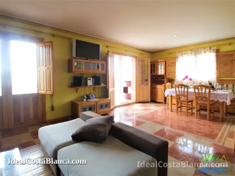 Chalet Con Piscina En Venta En Confrides - 17