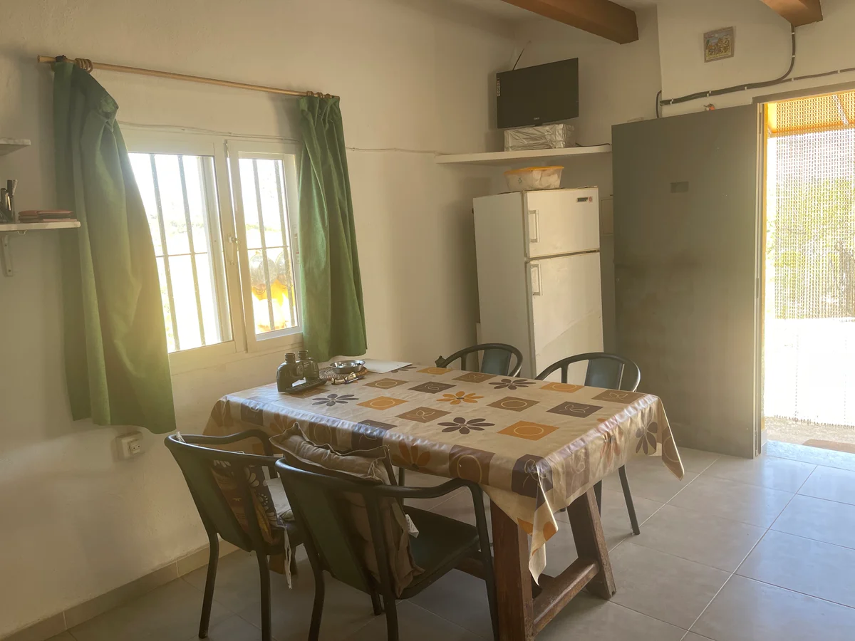 Finca con 3 edificaciones independientes – Confrides - 44