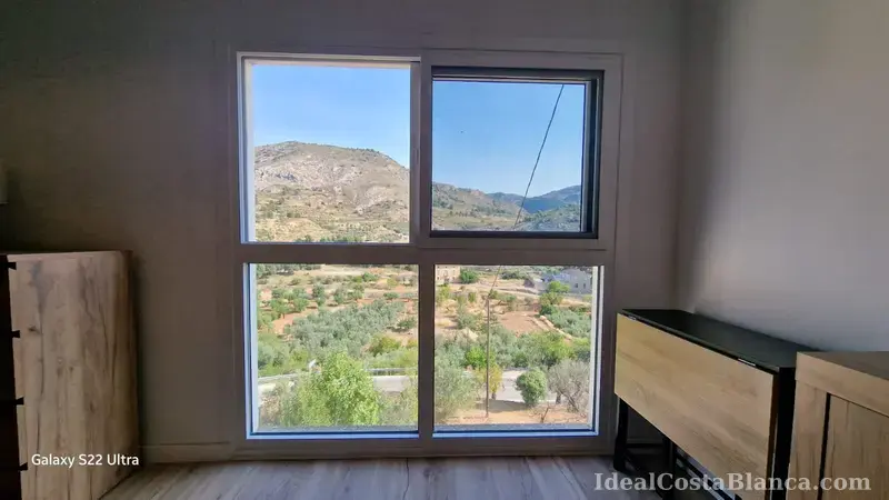 Apartamento completamente reformada en Confrides - 13