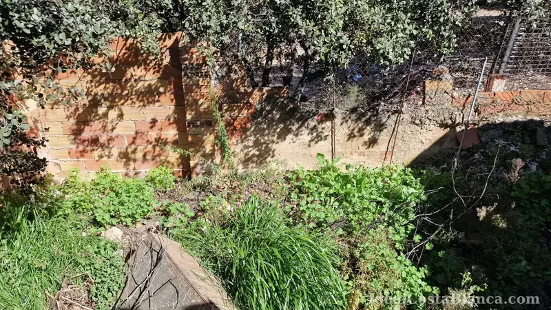 Terreno con construcción a reformar en Confrides - 17