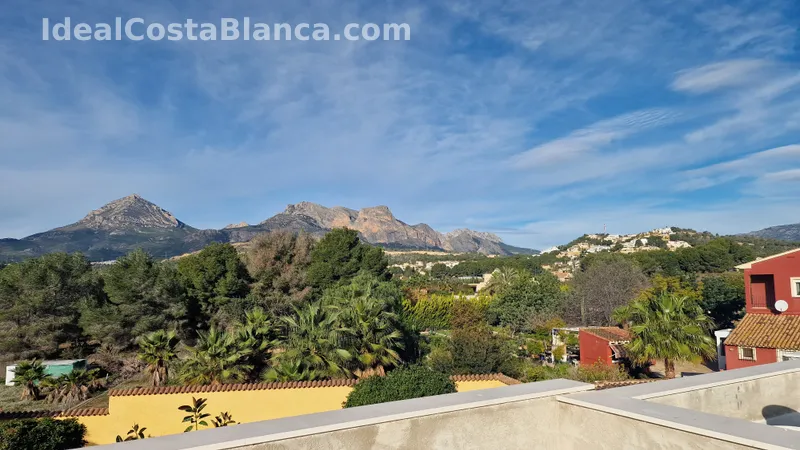 Villa Mediterránea con muchas posibilidades en Alfaz del Pi (El Cautivador) - 17