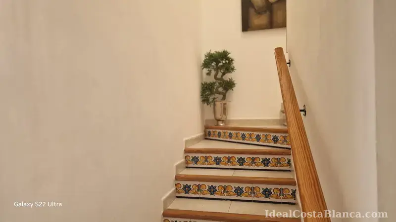 Chalet con piscina privada a la venta. - 24