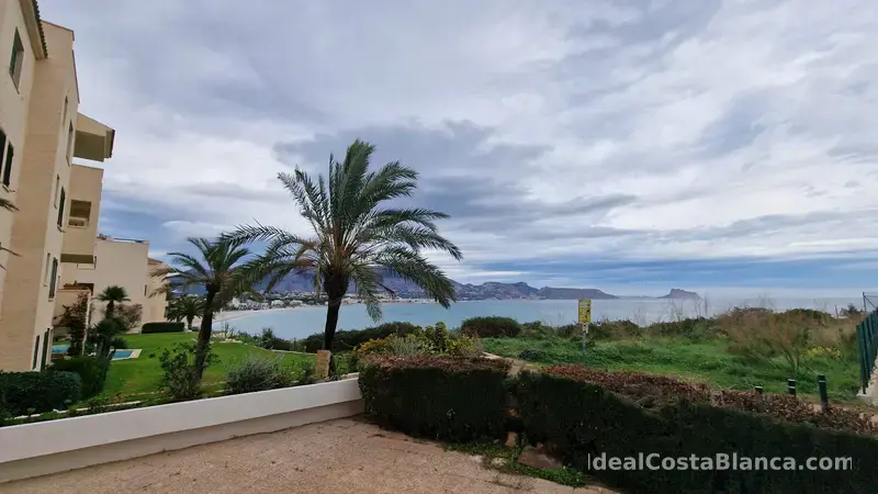 Apartamento en Albir con vistas al mar - 1
