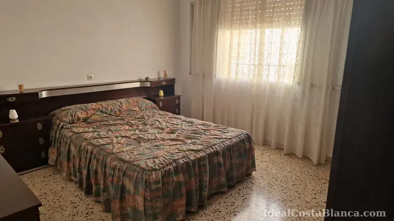 Casa de pueblo en Xirles/Polop - 28