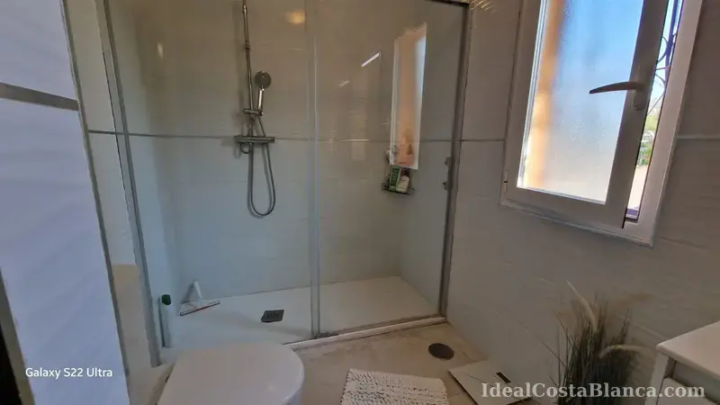 Chalet con piscina privada a la venta. - 45